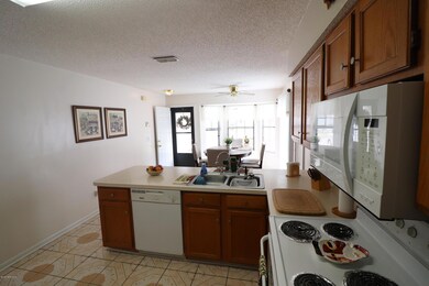 5108 Glen Alan Ct N, Jacksonville, FL 32210 - photo 6