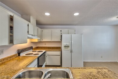 1961 Cosmic Dr unit 195, Las Vegas, NV 89115 - photo 6