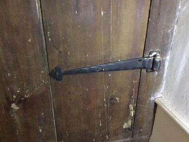 meadow hinge