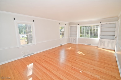 43 Venloe Dr, Youngstown, OH 44514 - photo 7