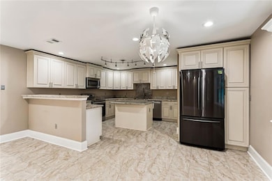 105 Dante Cir, Slidell, LA 70458 - photo 6