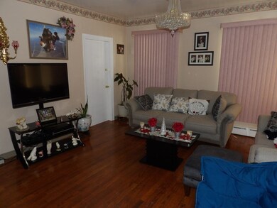 24 Crystal St, Worcester, MA 01603 - photo 7