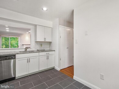 11502 Summer Oak Dr, Germantown, MD 20874 - photo 7