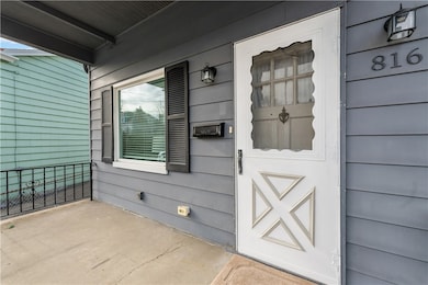 816 Boggs Ave, Pittsburgh, PA 15211 - photo 2