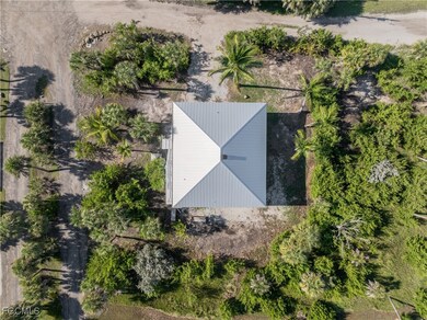 9297 Kincaid Ct, Sanibel, FL 33957 - photo 5