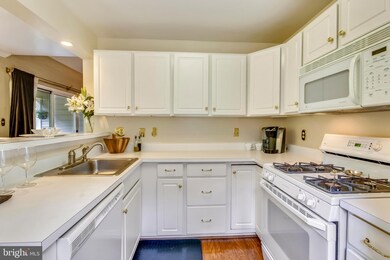 127 Timberbrook Ln unit 304, Gaithersburg, MD 20878 - photo 6