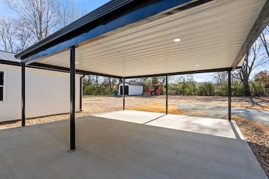 654 W Main St, Hohenwald, TN 38462 - photo 7