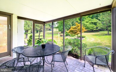 568 Mccarty Dr, Furlong, PA 18925 - photo 3