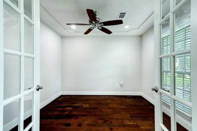 1022 Cheshire Ln, Houston, TX 77018 - photo 7