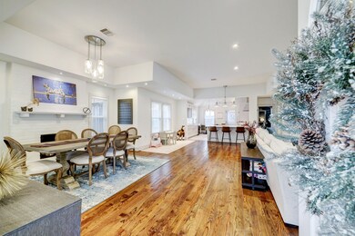 A beautiful entrance to the home with open concept