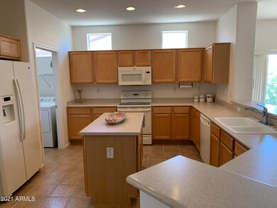 15153 W Cactus Ridge Way, Surprise, AZ 85374 - photo 6