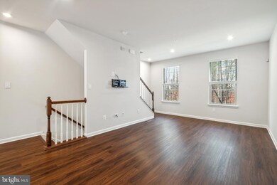 7870 Fletcher Way, Hanover, MD 21076 - photo 5