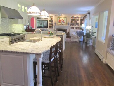 Jordan kitchen to LR