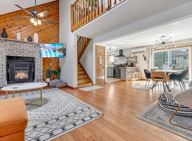 4623 Burnside Dr, Tobyhanna, PA 18466 - photo 3