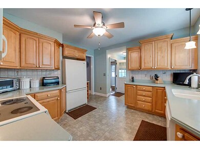 18 Homestead Ave, North Smithfield, RI 02896 - photo 4