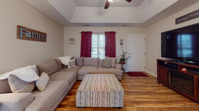 1424-Erik-Pl-Fulton-MO-65251-Living-Room