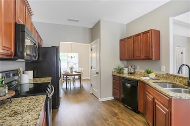 From the eat-in area, the kitchen reveals its thou