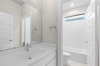 28426 Hannahs Harbor Ln, Katy, TX 77494 - photo 6