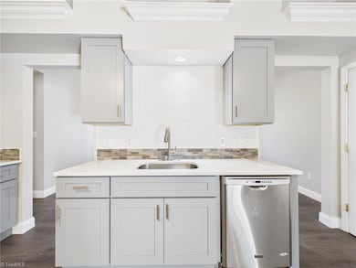 2126 Carlisle Way, High Point, NC 27265 - photo 7