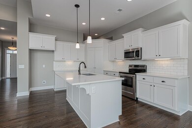 4751 Lakecrest Dr, Shawnee, KS 66218 - photo 5