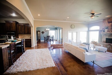 11403 Lago Vista, Helotes, TX 78023 - photo 4