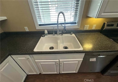 1400 Pinecone Ct, Wofford Heights, CA 93285 - photo 5