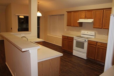 3300 Bent Creek Dr, Denton, TX 76210 - photo 3