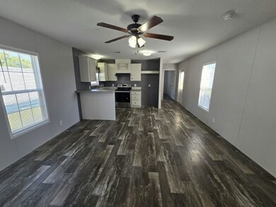 1234 Reynolds Rd unit 120, Lakeland, FL 33801 - photo 2