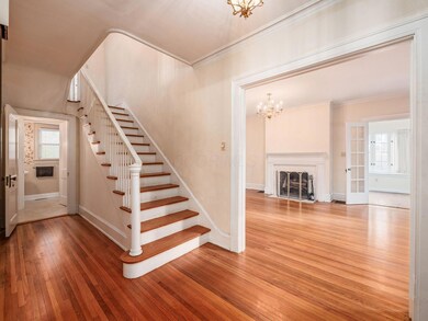 Entry/Foyer