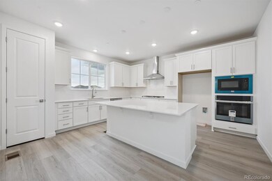 9255 Telluride Ct, Commerce City, CO 80022 - photo 5