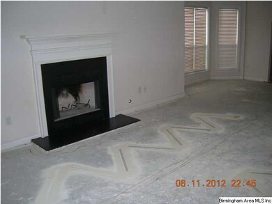 Great room w/fireplace