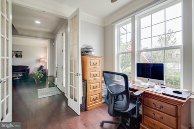 6008 Fox Haven Ct, Woodbridge, VA 22193 - photo 3