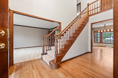 27W154 Chartwell Dr, Winfield, IL 60190 - photo 7