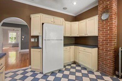 312 Springfield St, Chicopee, MA 01013 - photo 7