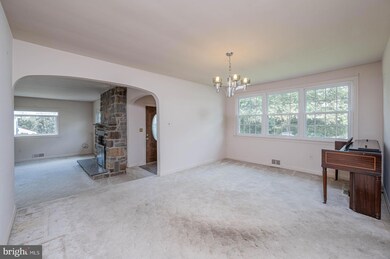 2411 Old Frederick Rd, Catonsville, MD 21228 - photo 3