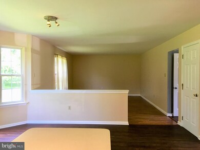 104 W Flagstone Dr, Newark, DE 19702 - photo 6