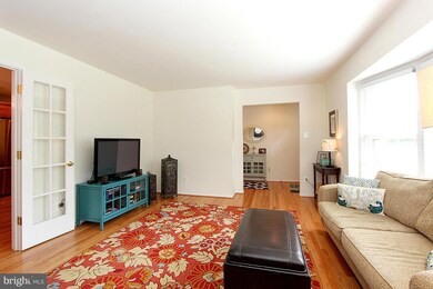 8524 Doter Dr, Alexandria, VA 22308 - photo 6