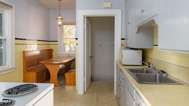 Upper Kitchen and kitchenet