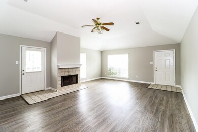 4550 Cedargreen Cove, Memphis, TN 38128 - photo 4