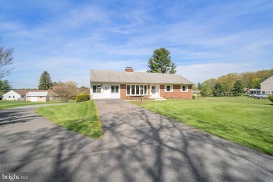 9821 Watkins Rd, Gaithersburg, MD 20882 - photo 2