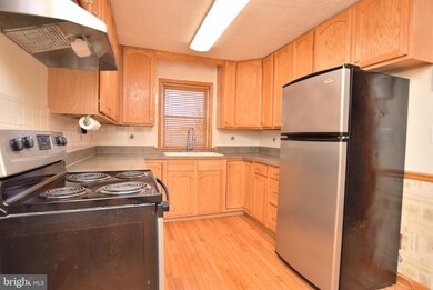 708 W 13th St, Front Royal, VA 22630 - photo 6