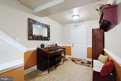 429 Channing Dr, Chambersburg, PA 17201 - photo 3