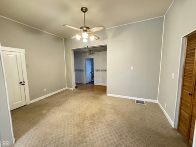 832 Washington St, Covington, IN 47932 - photo 6