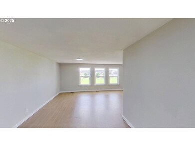 5878 Nonpareil Rd, Sutherlin, OR 97479 - photo 7