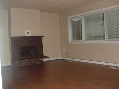 2315 S Pinebrook Ln, Des Moines, WA 98198 - photo 3