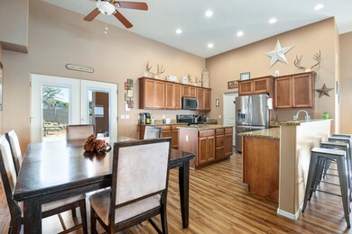 12-Dining Room & Kitchen