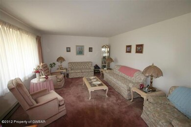125 Manor Dr, Shavertown, PA 18708 - photo 2