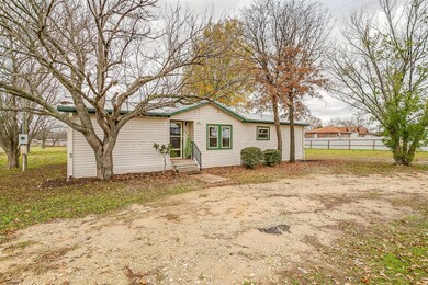 601 Gardega Rd, Cleburne, TX 76031 - photo 3