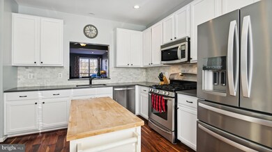 45628 Waterloo Station Square, Sterling, VA 20166 - photo 7