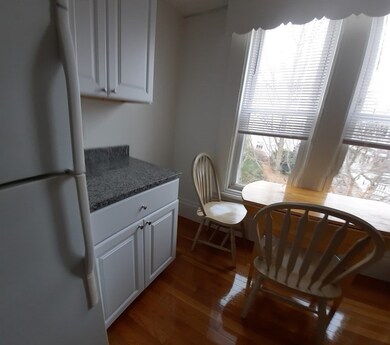 44 Warren Ave unit 2, Woburn, MA 01801 - photo 2